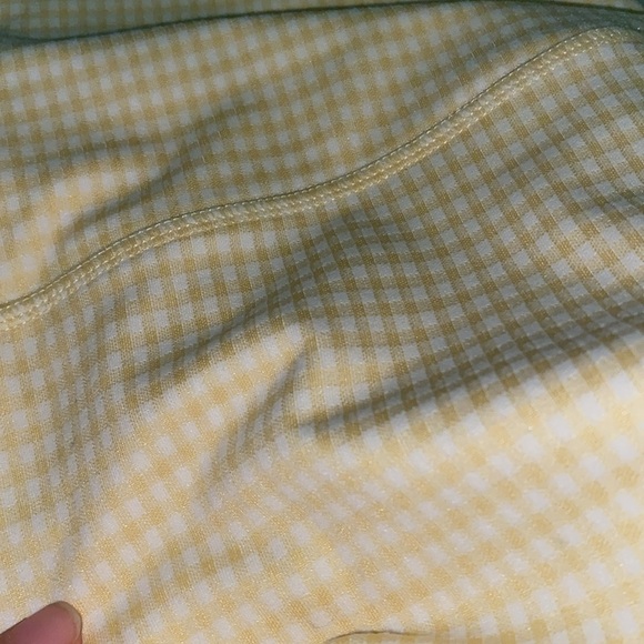 Nike DriFit Yoga Gingham Shorts 2X - Picture 4 of 4